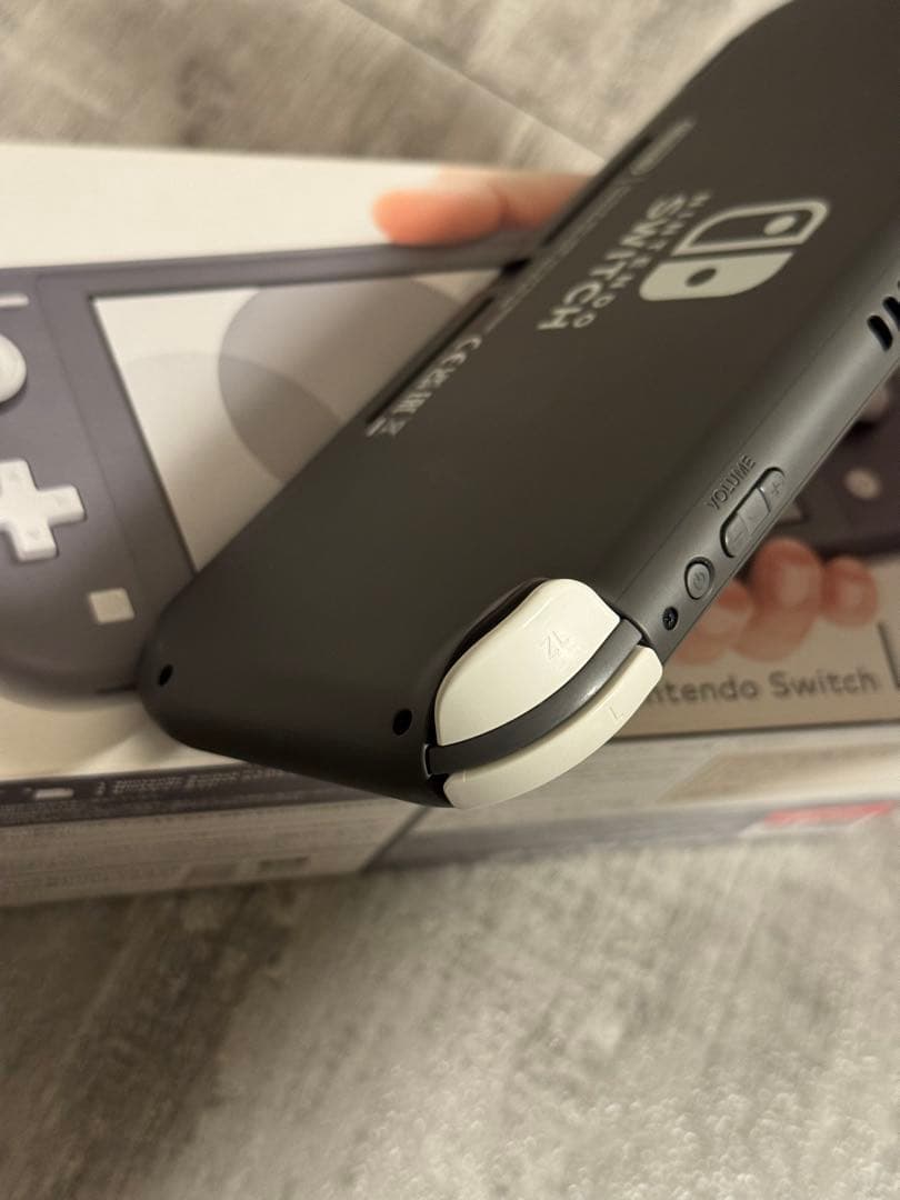 Nintendo Switch Lite グレー(充電器なし)
