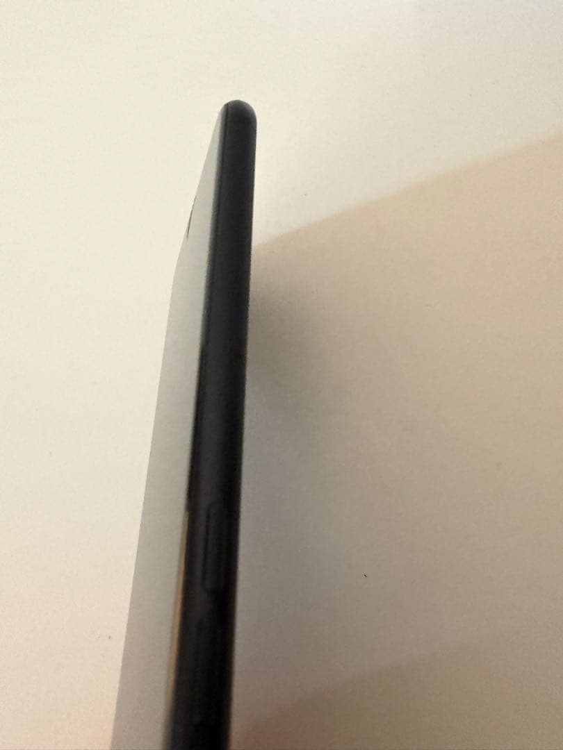 iPhone SE2 128GB ブラック 美品