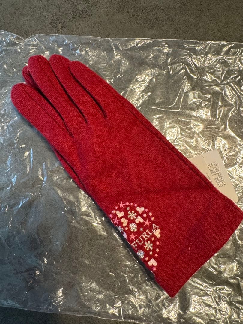 【FURLA 】新品未使用　マフラー 手袋 セット