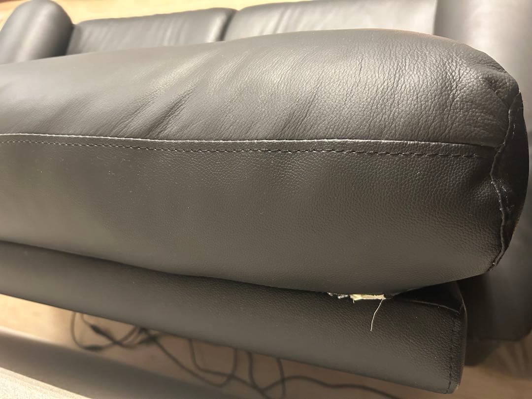 ニトリ 2人掛け 電動リクライニングソファ 本革 ブラック Nビリーバ2