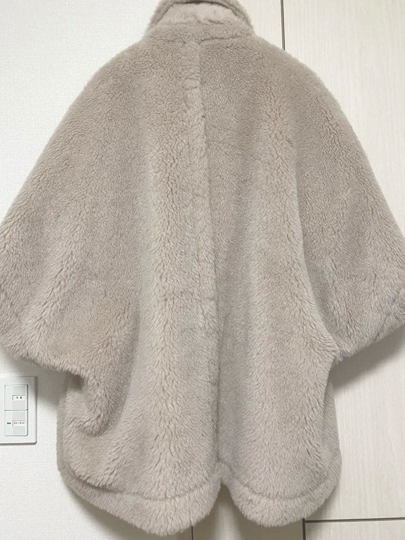 あんしん鑑定利用　Max Mara テディベア　ポンチョコート　カシャ美品