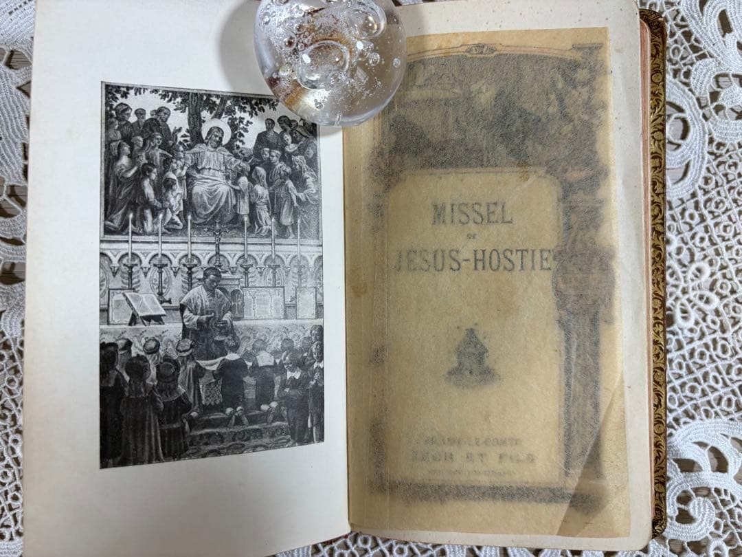 1932年 フランス語 Missel ミサ典 革装丁 三方金 挿絵入り 祈祷書