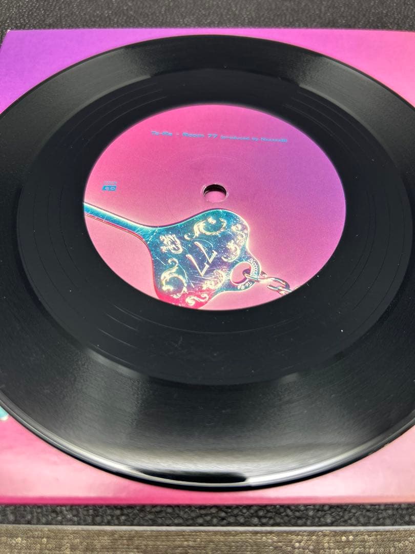 洋楽 Ta-Ra - Room 77 / Lil Bit