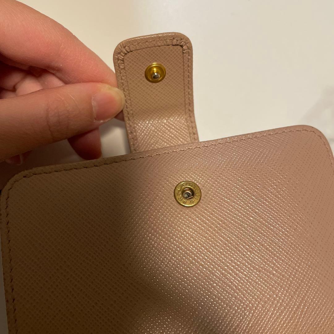 プラダ PRADA 二つ折り財布 サフィアーノレザー財布