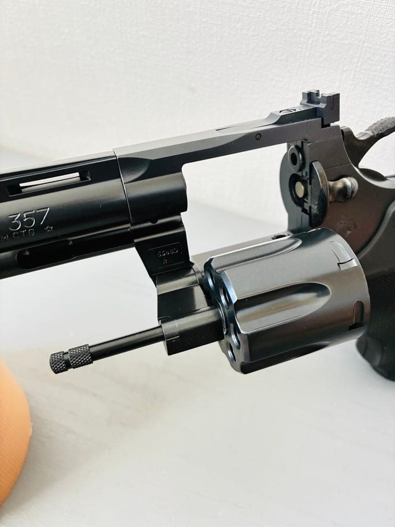 東京マルイ　絶版品　コルトパイソン357マグナム6インチ／ガスリボルバー