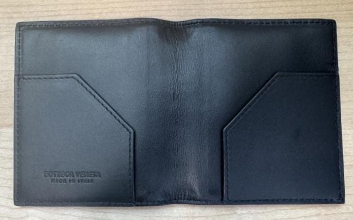 ボッテガヴェネタ イントレチャート ビルウォレット