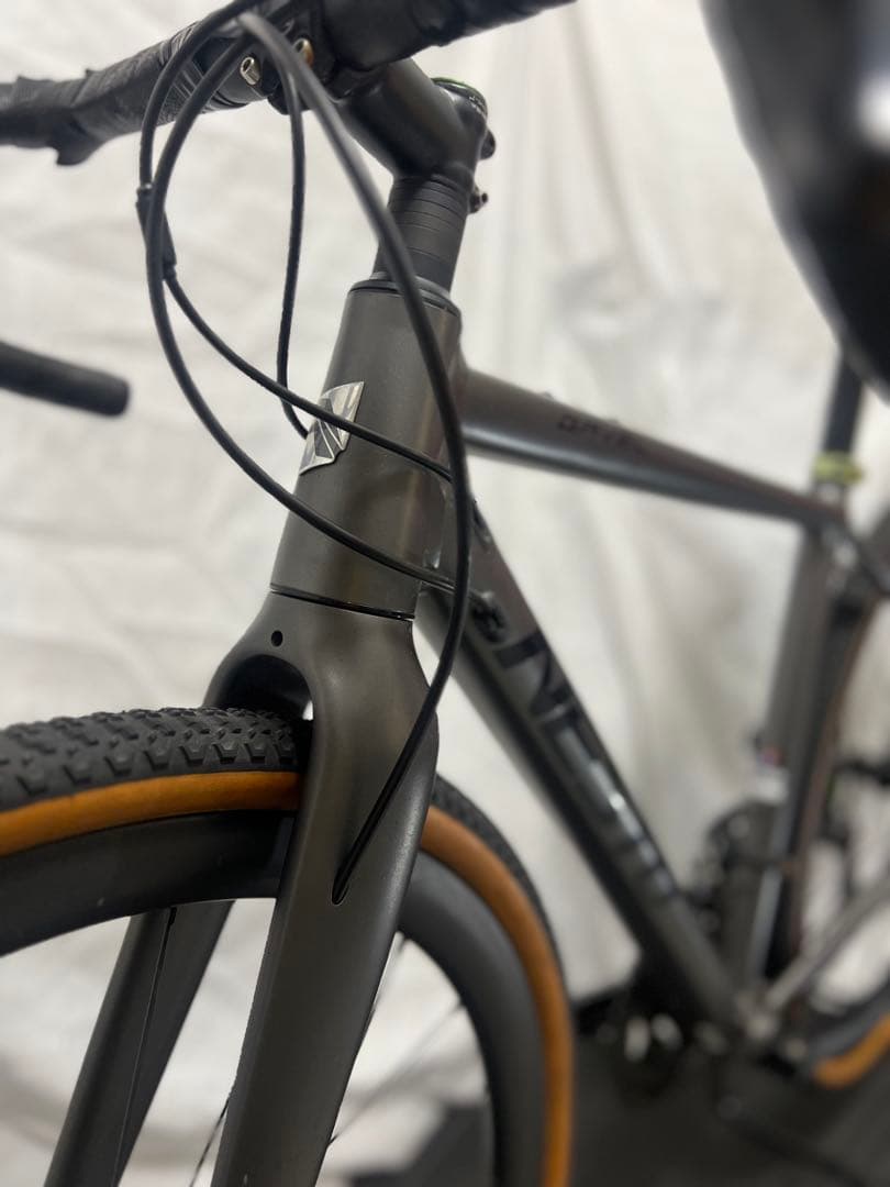 NESTO GAVEL KING グラベル カスタム多数105 カーボンホイール