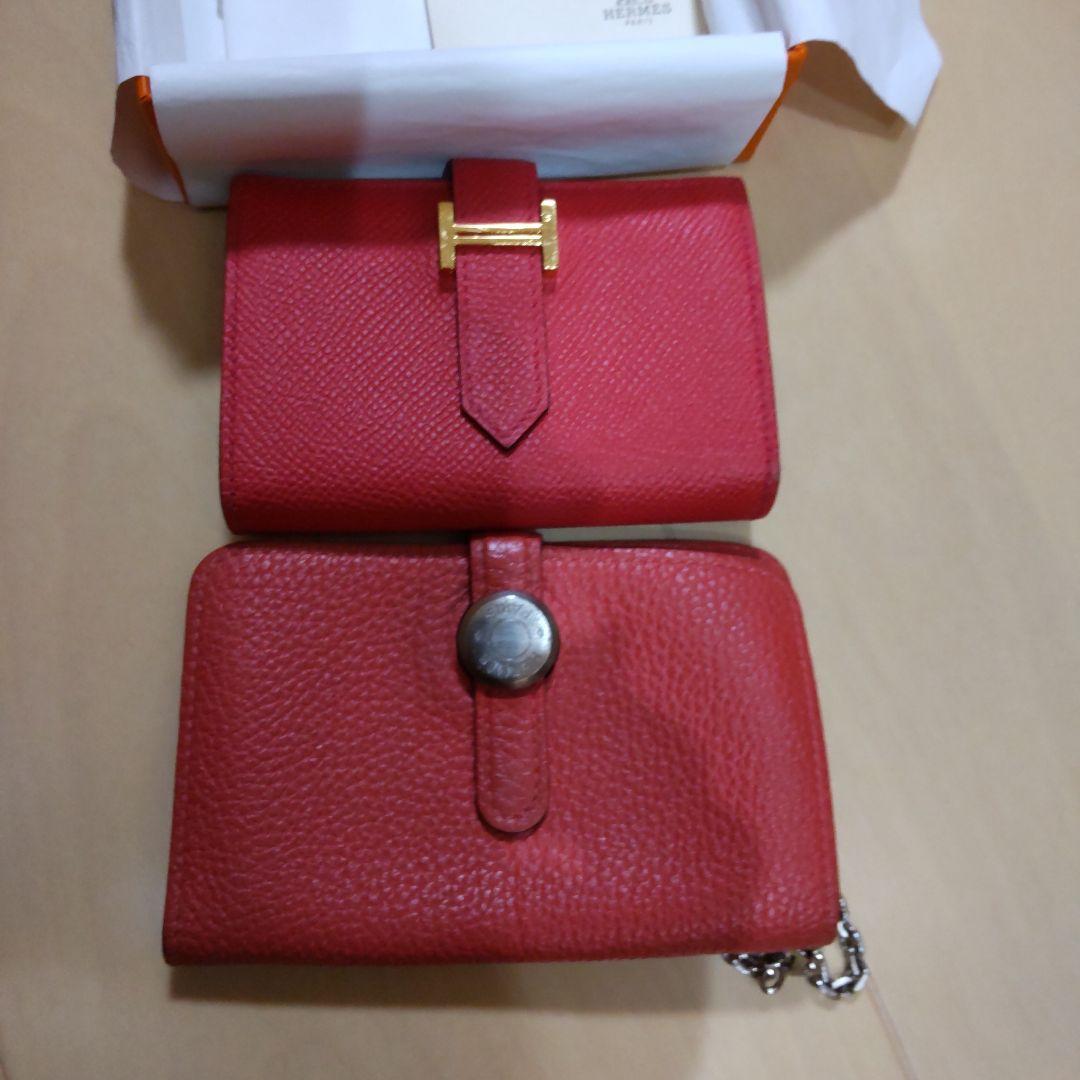 専用、 レザー 赤いキーケース 二つ折り式