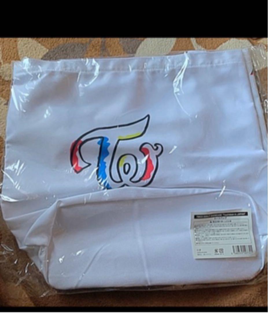 TWICE TOUCHDOWN トートバッグ(新品未使用未開封)