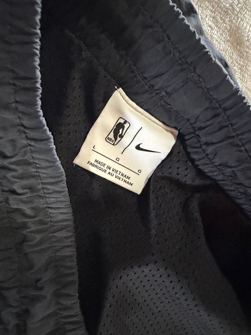 KITH & NIKE コラボ　ハーフパンツ