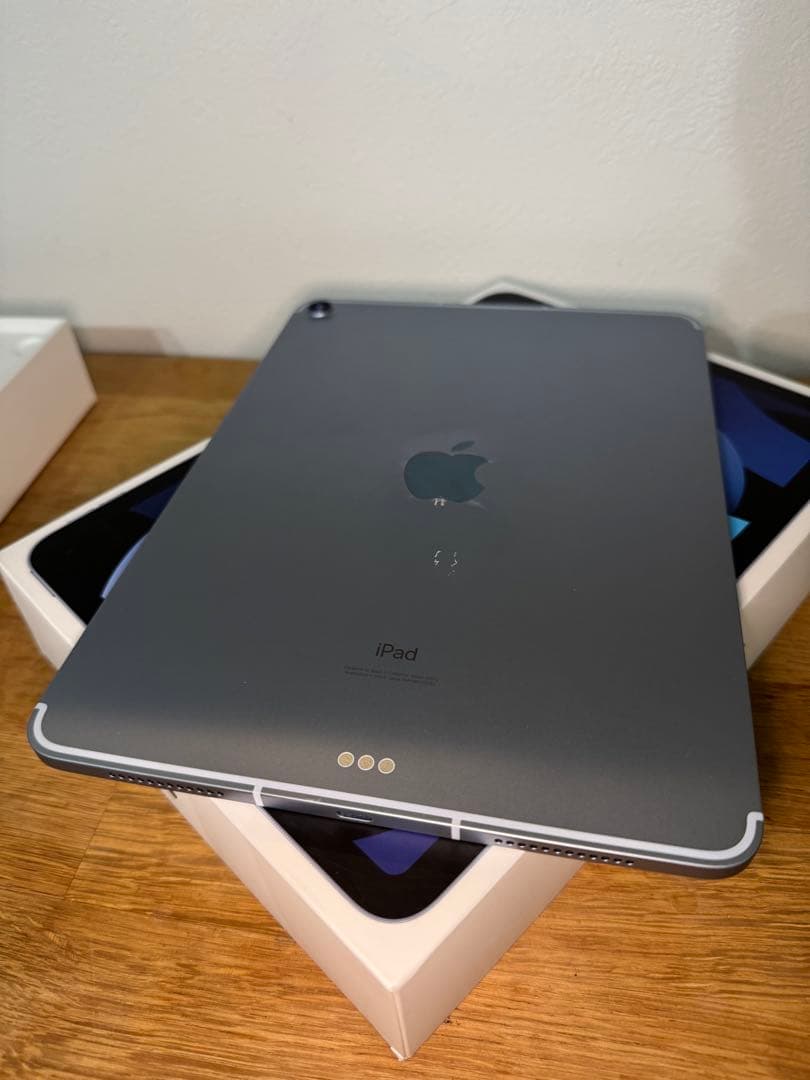 ☘️iPad air第4世代　64GB セルラーモデル