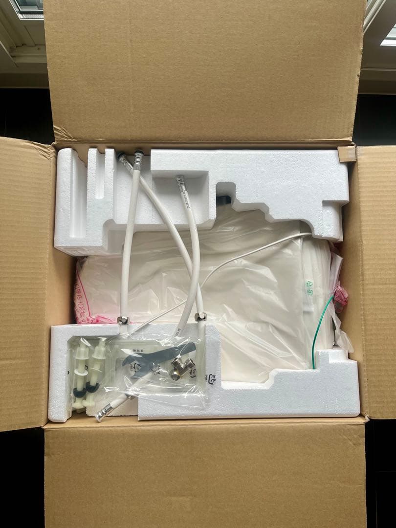 【新品・未使用】東芝 温水洗浄便座 SCS-T161 パステルアイボリー