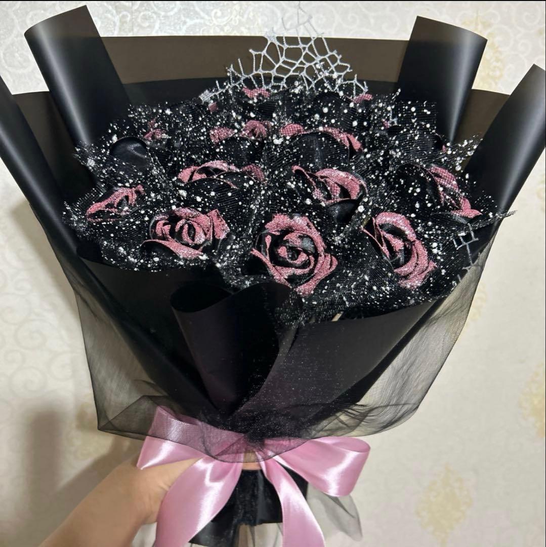 14本黒バラブーケピンク色ラメ付き❣️プレゼント 枯れない花 永生バラ 特別な人へ