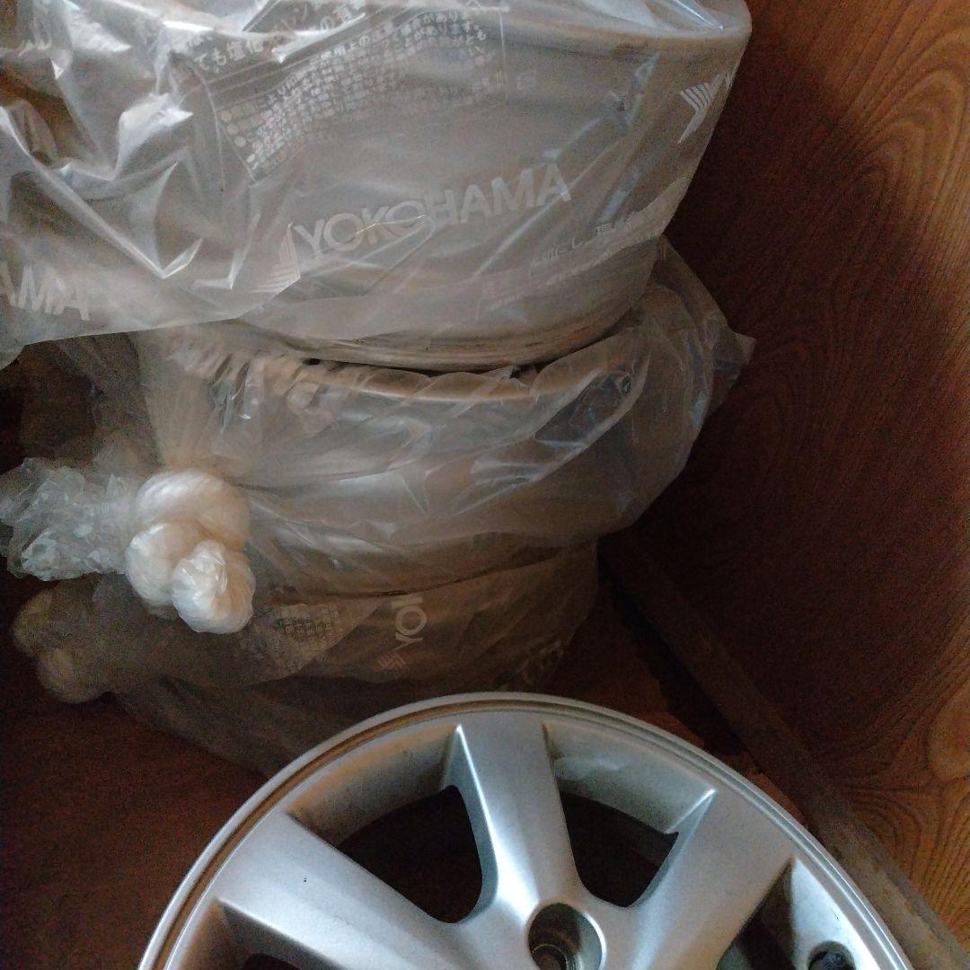 アイシス　　トヨタ純正　ホイール　１５インチ