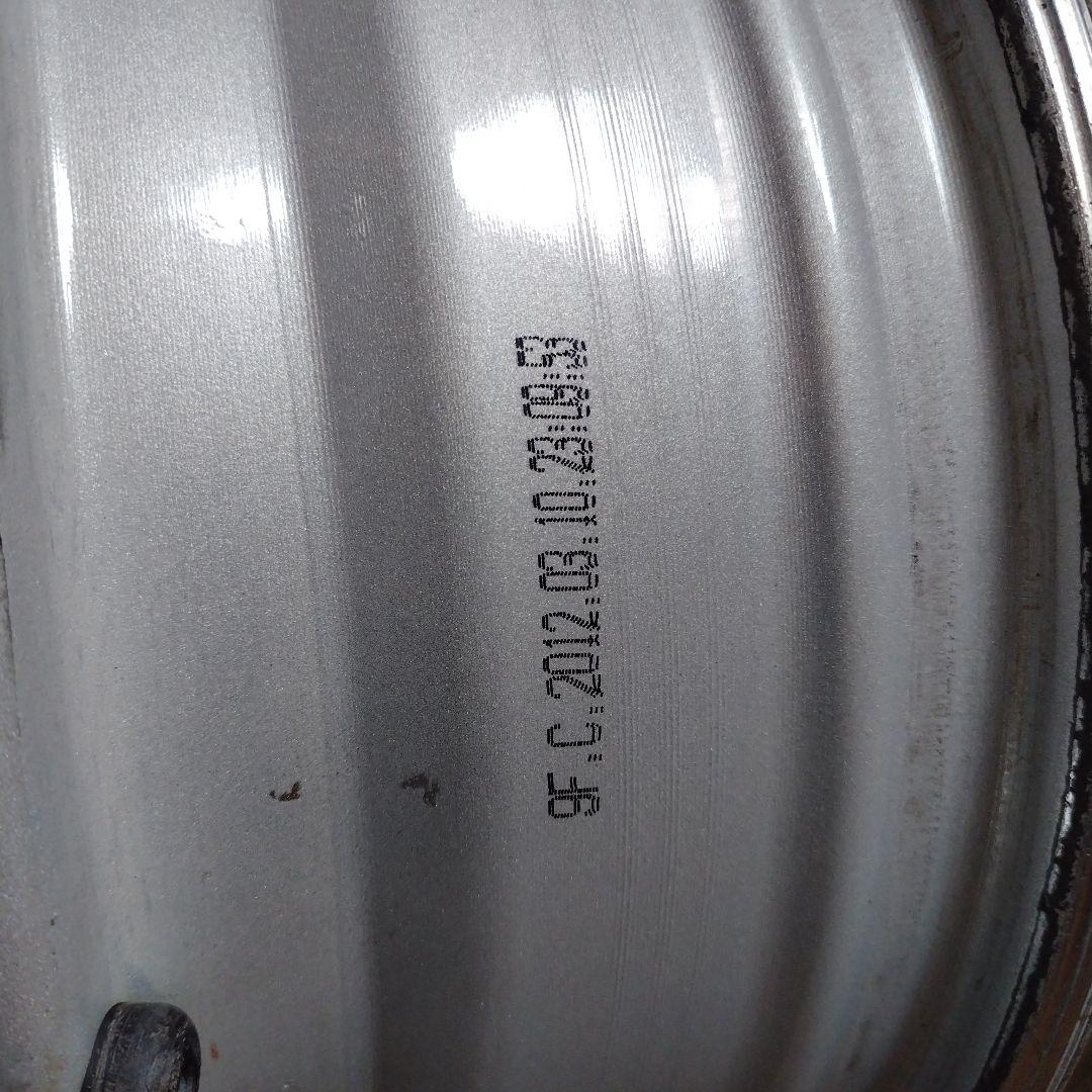 アイシス　　トヨタ純正　ホイール　１５インチ