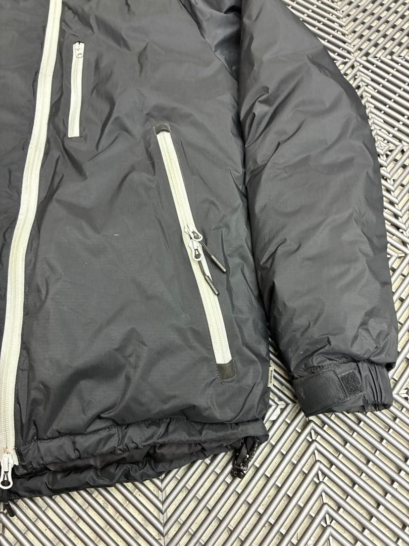 バスブリゲード×ナンガ！オーロラダウンジャケット 760！防水！ブラック&グレー