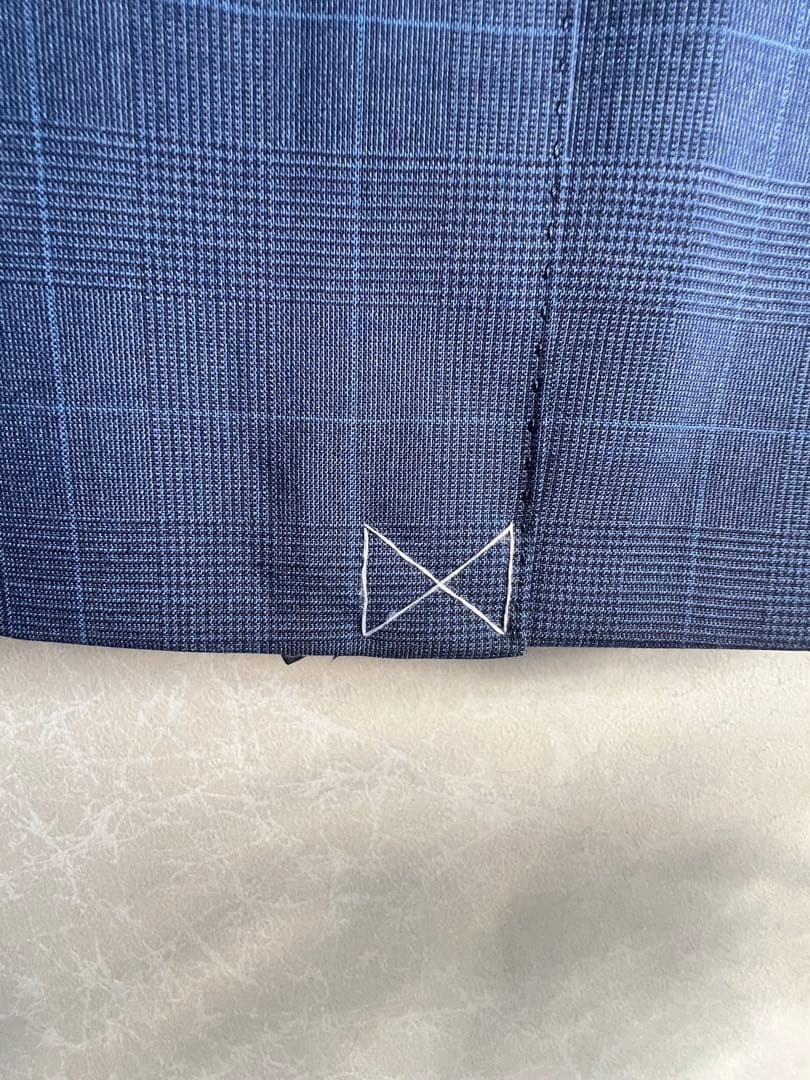 オンリー　ネイビーチェック柄 ビジネススーツ値下げ！