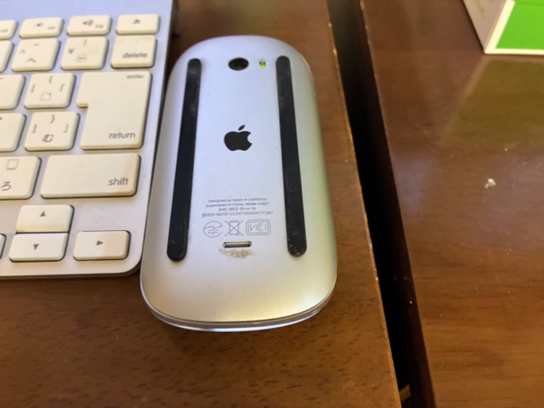 iMac 21.5インチ Retina 4K 8GB 1TB