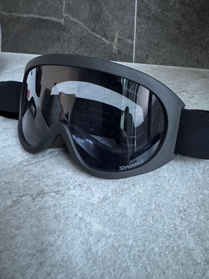 美品　SIMPSOM Ｍ50ヘルメット ホワイト　送料無料！