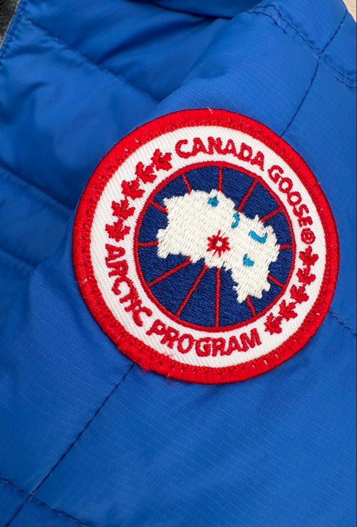 カナダグース キッズ　ダウン ジャケット ブルー 5070KPB 6歳〜7歳