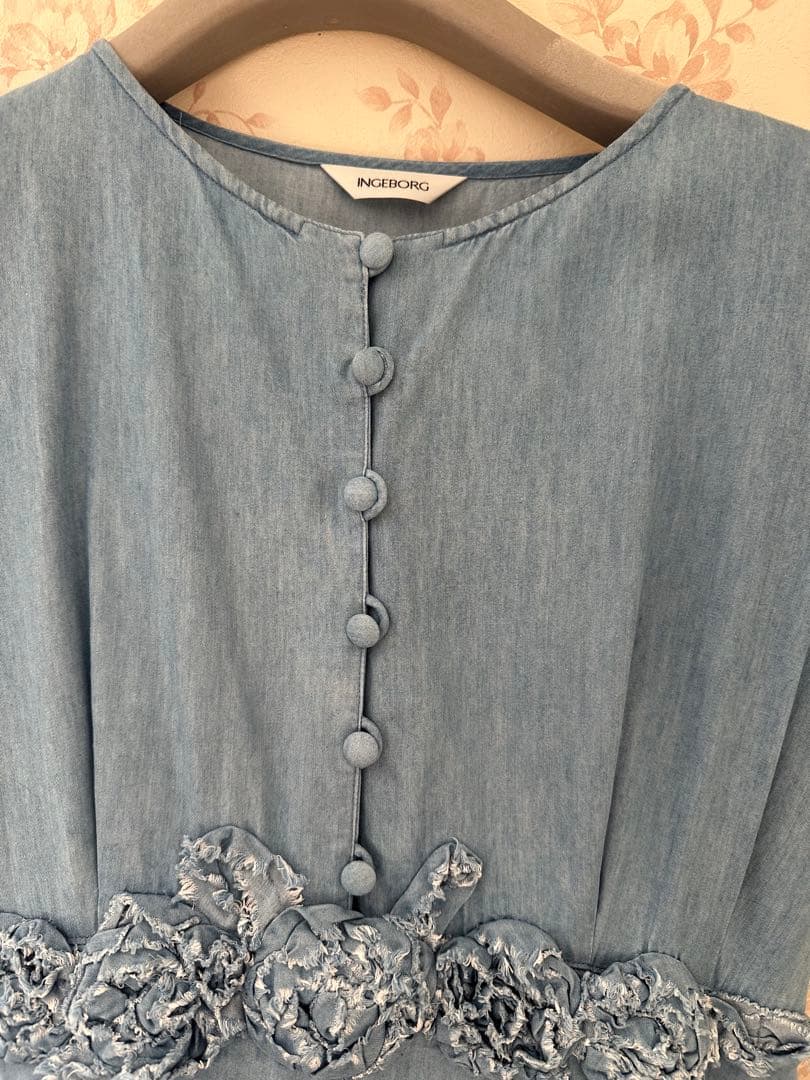 インゲボルグ　フラワーモチーフワンピース　明日1/31迄の出品‼️