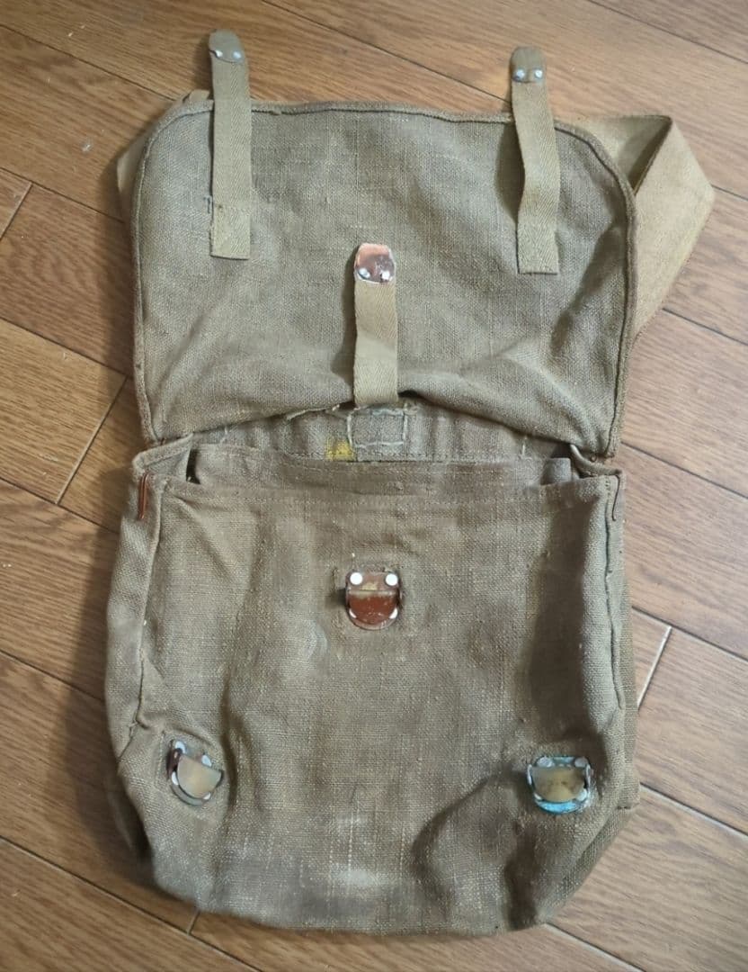 日本海軍雑嚢（糧嚢）実物初期型