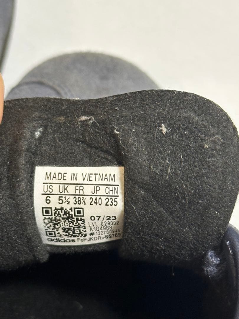 adidas gazelle 水色/ブルー