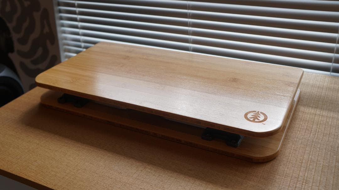 アウトドアブランド REI evrgrn ピクニックテーブル