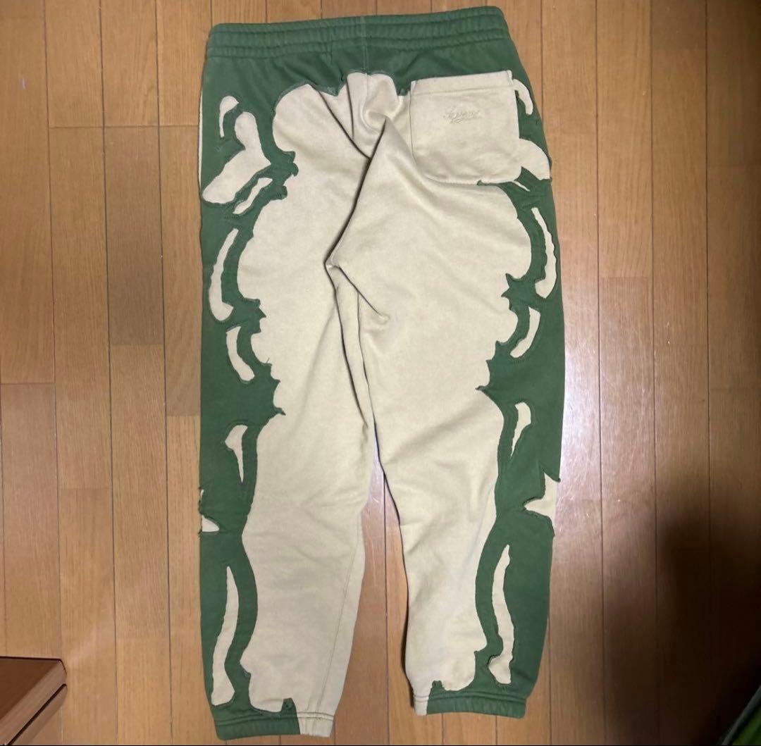 supreme セットアップ　Mサイズ