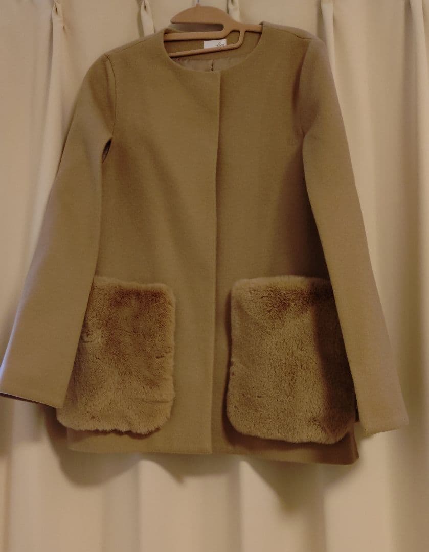 美品★完売商品　em. ケープコート　ベージュ