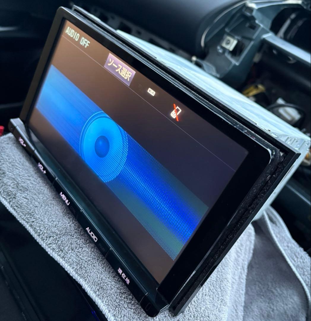 NSZT-Y64T トヨタカーナビ　9インチ　おまけ付き