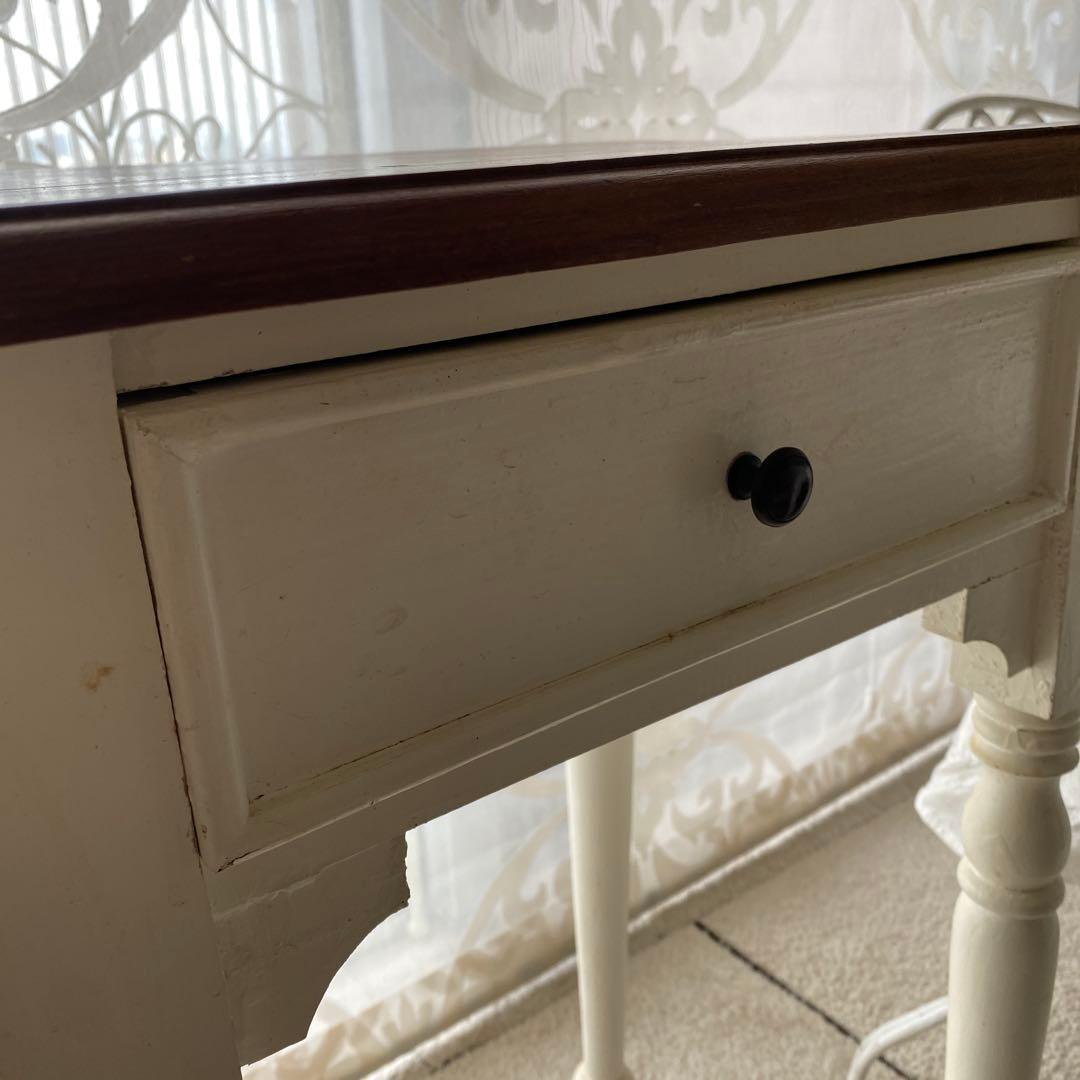 アンティーク　木製サイドテーブル 引き出し付き ホワイト