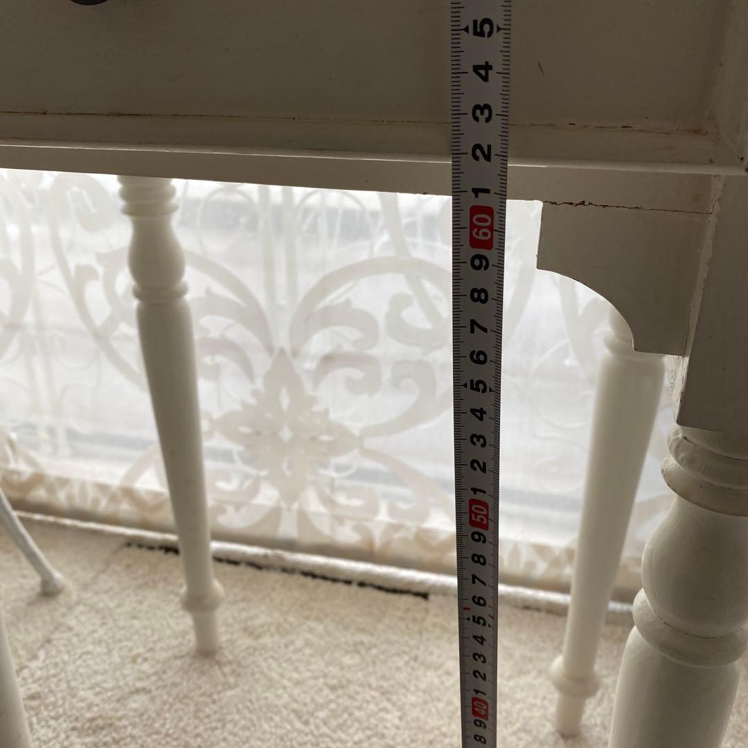 アンティーク　木製サイドテーブル 引き出し付き ホワイト