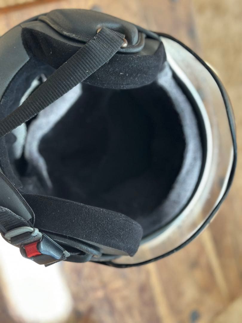 イタリア製MOMO モモ デザイン ジェットヘルメット　ファイター EVO 白