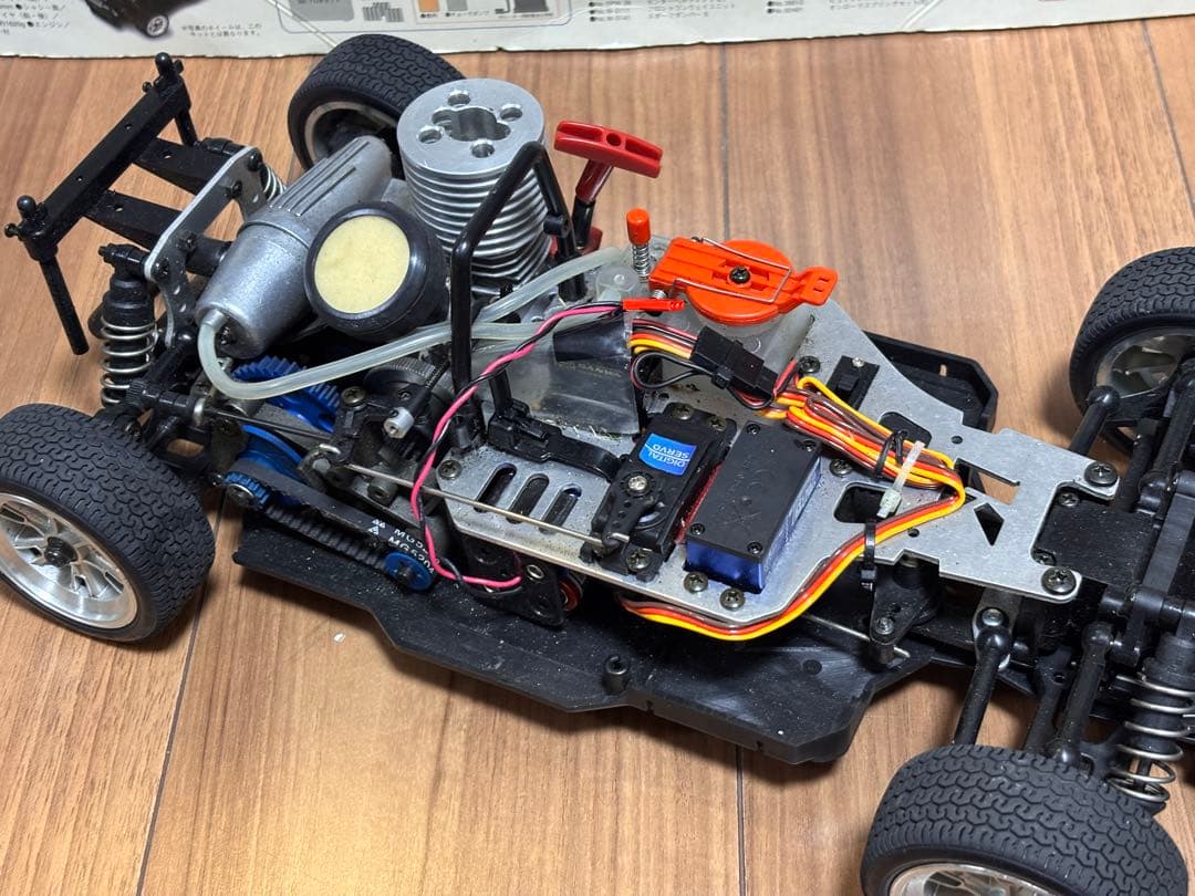 京商1/10ビンテージエンジンRCカー Porsche 906 フルセット