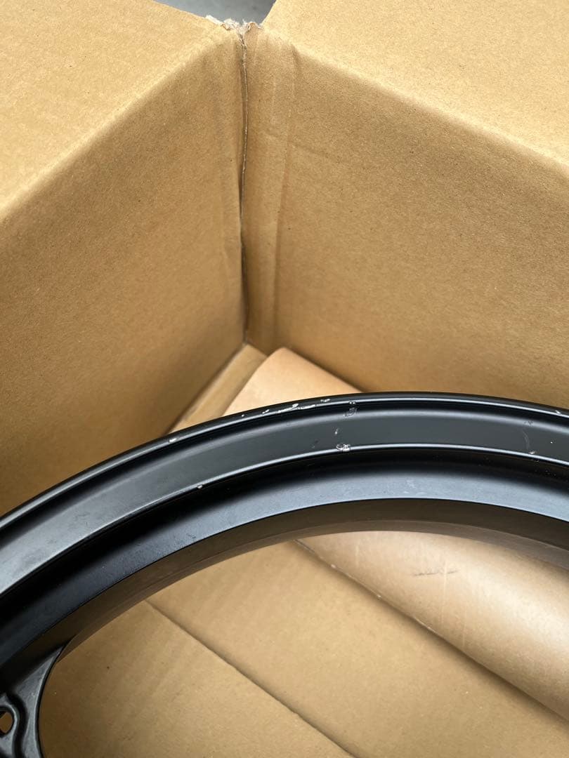 zrx1200フロントホイール　zzr1100D zx11流用