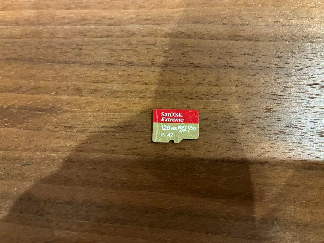 Nintendo Switch 本体　　その他付属品　　ソフト2本