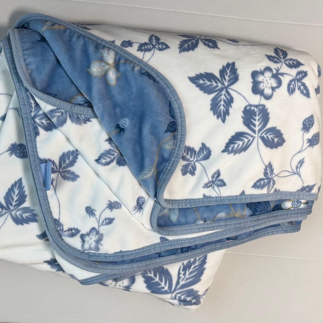 【激レア/実質新品】 ダブル毛布 ワイルドストロベリー　ブルー