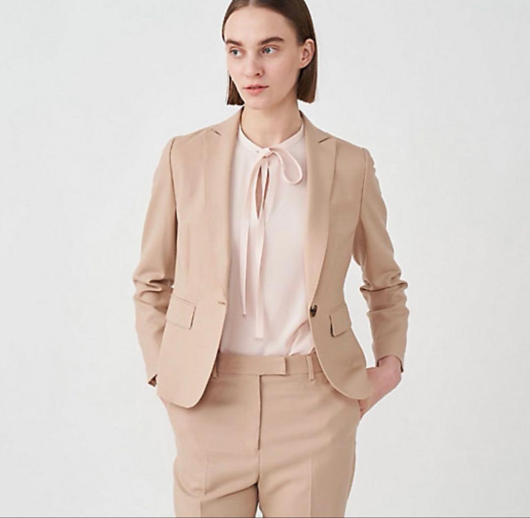 極美品 完売品✨️トゥモローランド コレクション ピークドラペルジャケット ウール