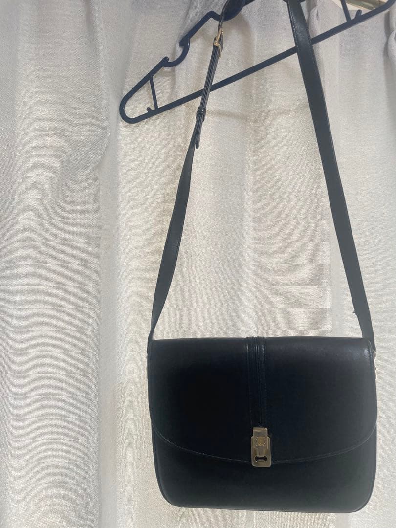 セリーヌ　ヴィンテージ レザーショルダーバッグ