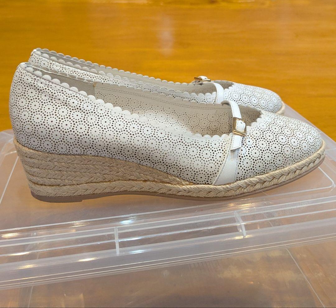 【美品】サルヴァトーレフェラガモ　パンチング　エスパドリーユ　パンプス　ホワイト