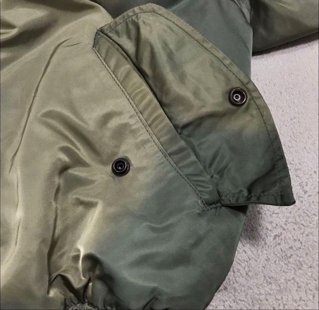 90s AVIREX MA-1 ミリタリーフライトジャケット　USA製 L