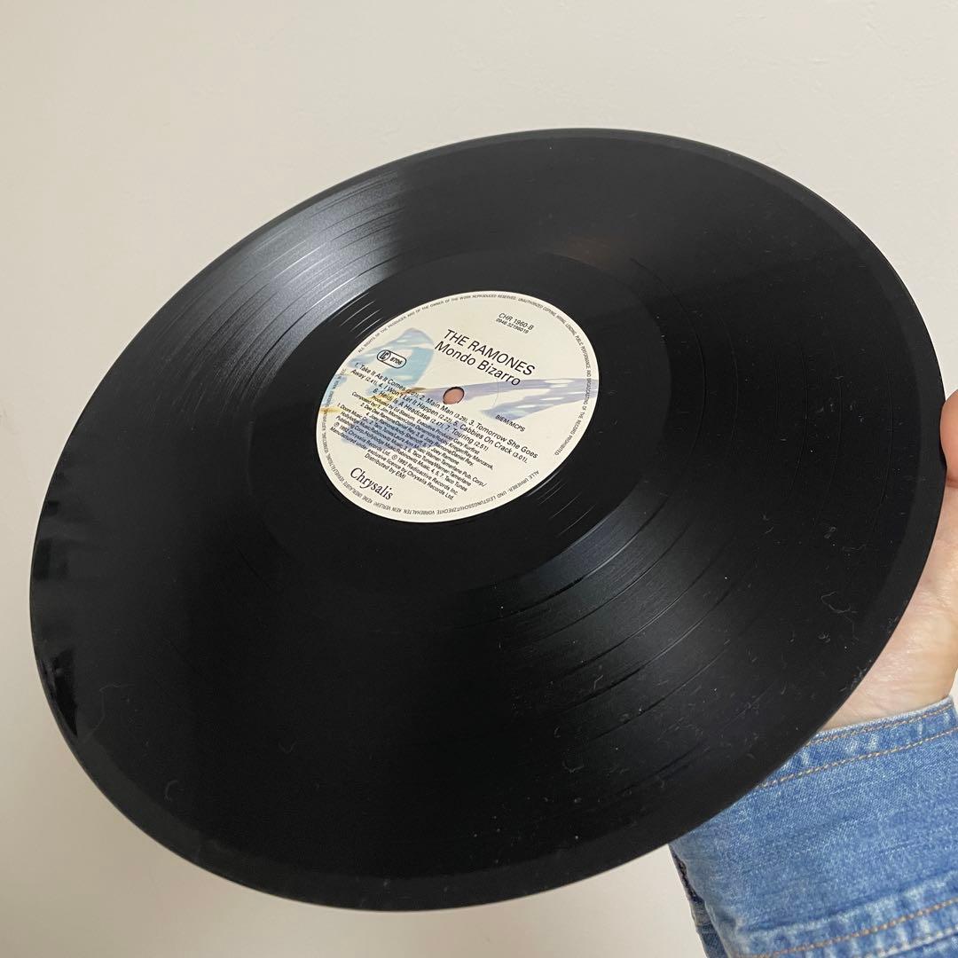 直筆サイン入り RAMONES MONDO BIZARRO ラモーンズ LP