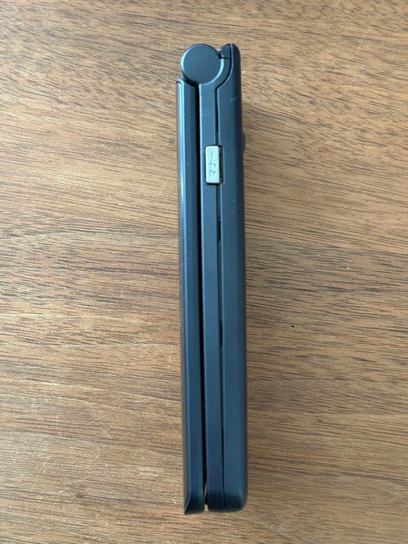 arrows ケータイ ベーシック F-41C　ネイビー　docomo