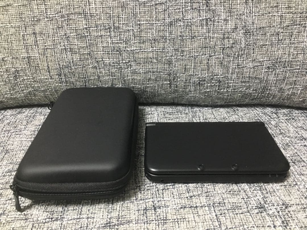 ３DS LL ブラック（生産終了モデル）ケース付き