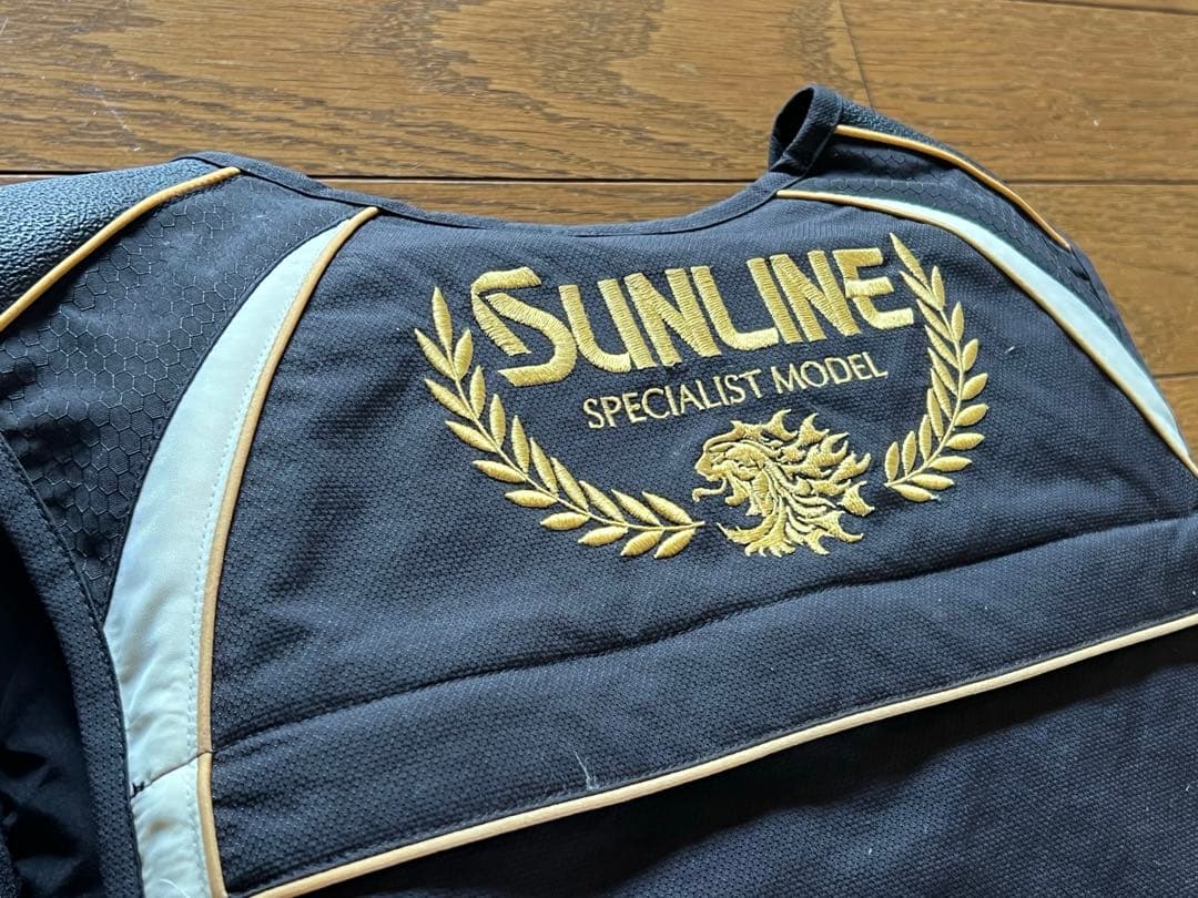 サンライン フローティングベスト　SPECIALIST MODEL