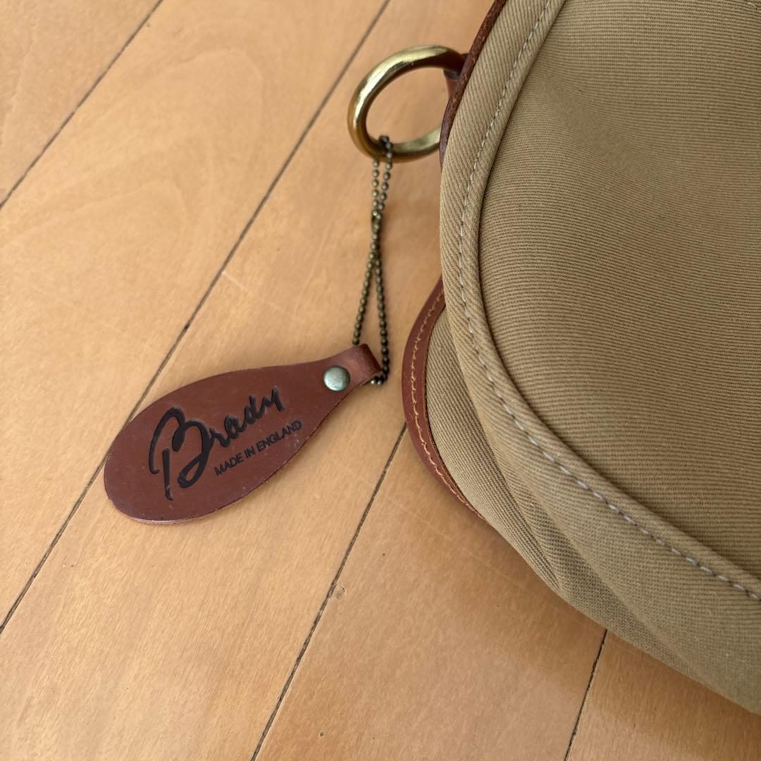 Brady STOUR ショルダーバッグ