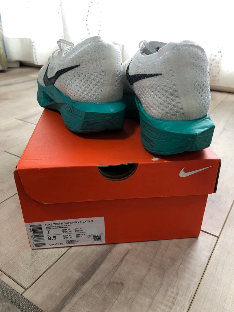 25cm ナイキズームＸヴェイパーフライネクスト％３　メンズ　箱あり