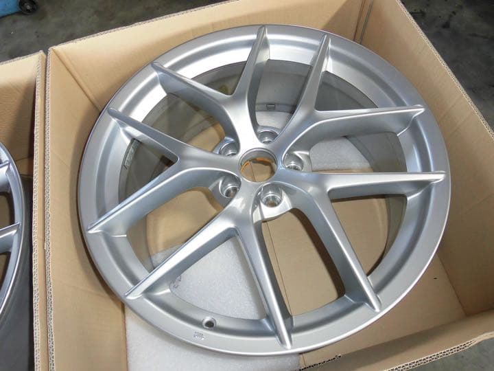 tdmidvue  アルファロメオステルヴィオファーストエディション