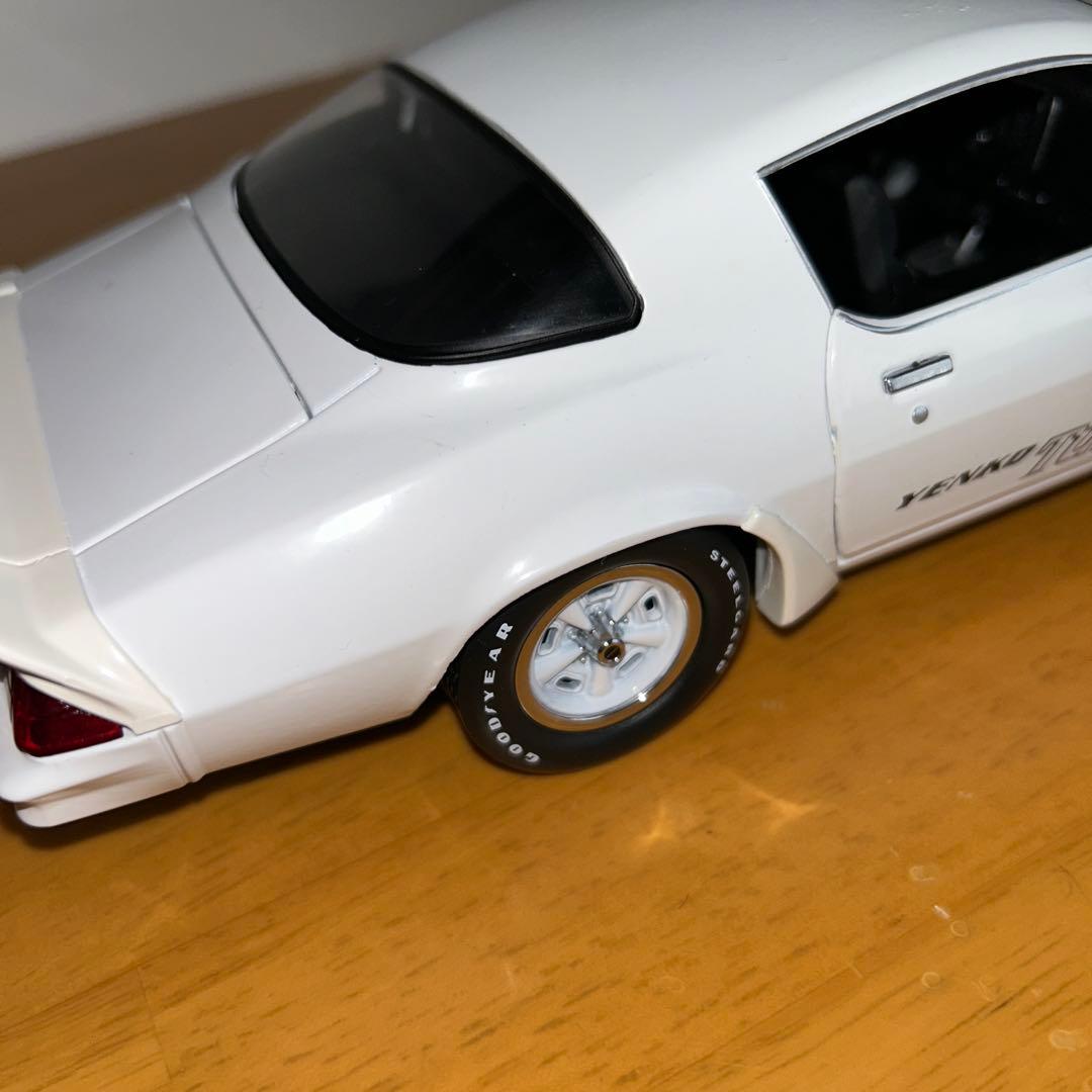 1/18 シボレーZ28ターボZ